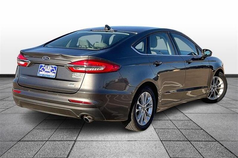 2019 Ford Fusion SEImage 13