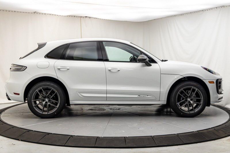 2024 Porsche Macan T in a White exterior color and Black/Bordeaux Redinterior. Lotus Manhattan 347-395-5714 lotusmanhattan.com 