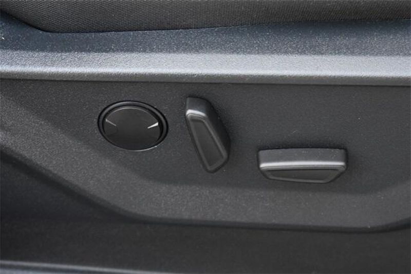 Used 2022 Ford F-150 XLTImage 14