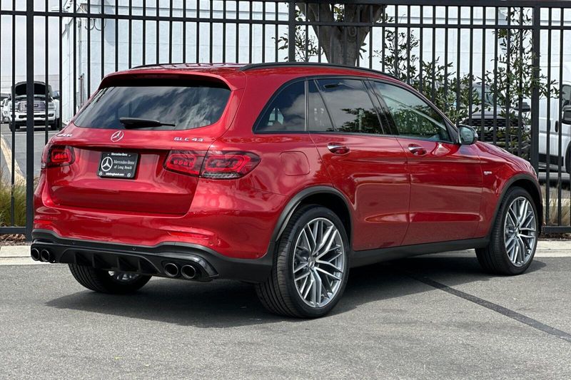 2021 Mercedes-Benz GLC 43 AMGImage 4