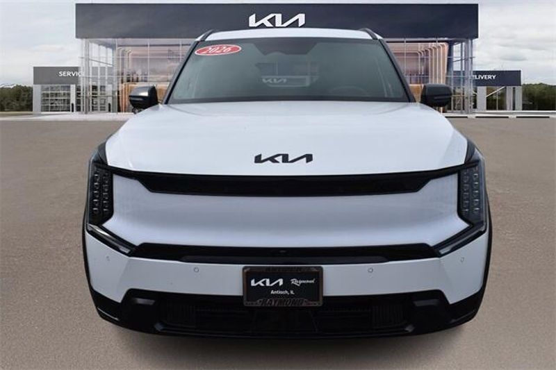 New 2026 Kia EV9 LandImage 8