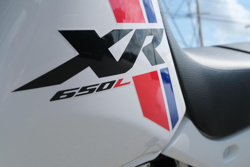 NEW 2025 HONDA XR650L Image 16