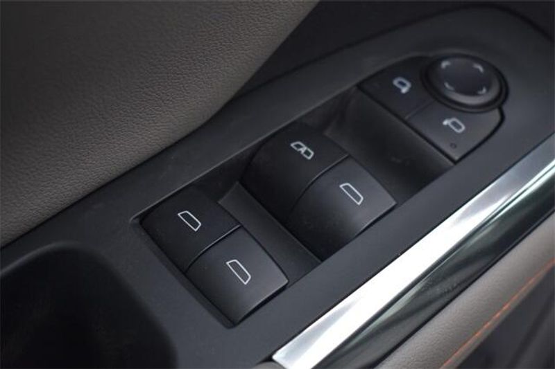 2025 Chevrolet Traverse LTImage 21