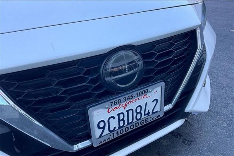 2022 Nissan Sentra SVImage 30