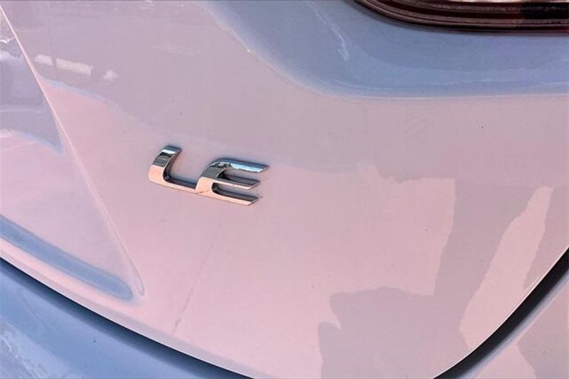 2024 Toyota Corolla LEImage 7