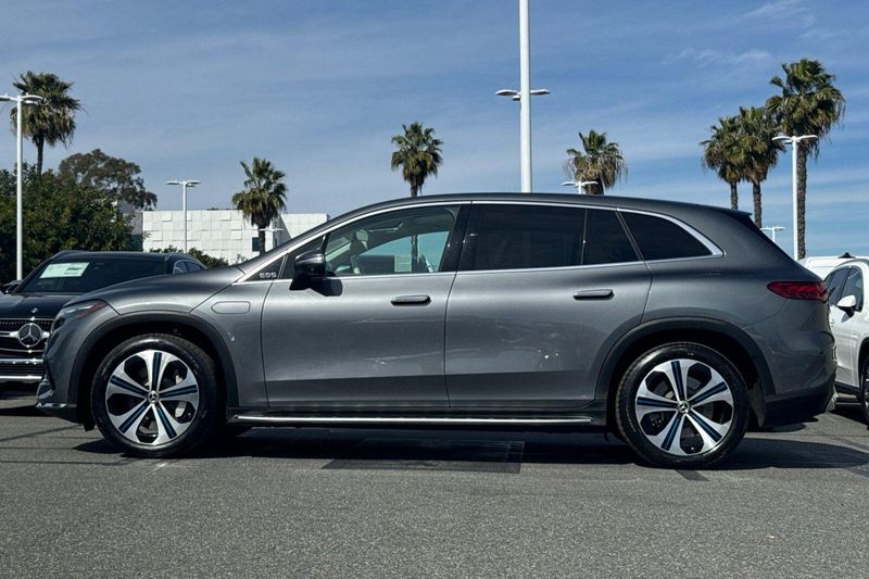 Used 2023 Mercedes-Benz EQS 450Image 7