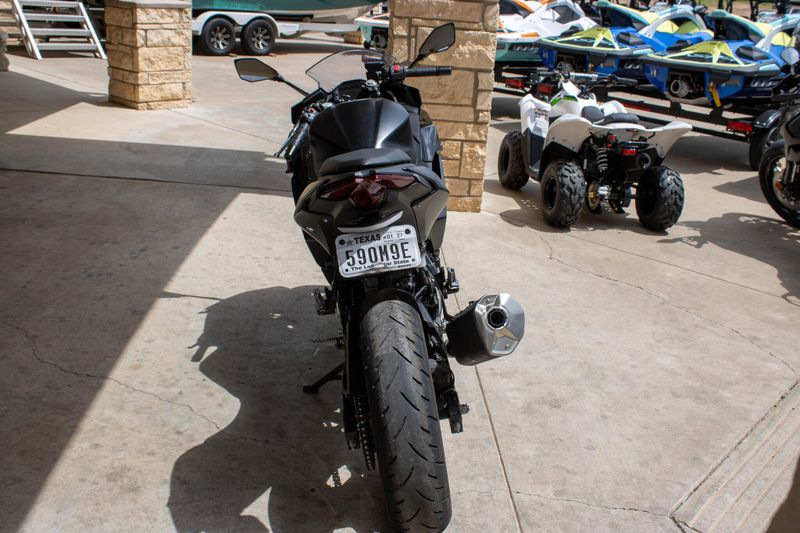 USED 2026 KAWASAKI NINJA 500 BASE Image 6