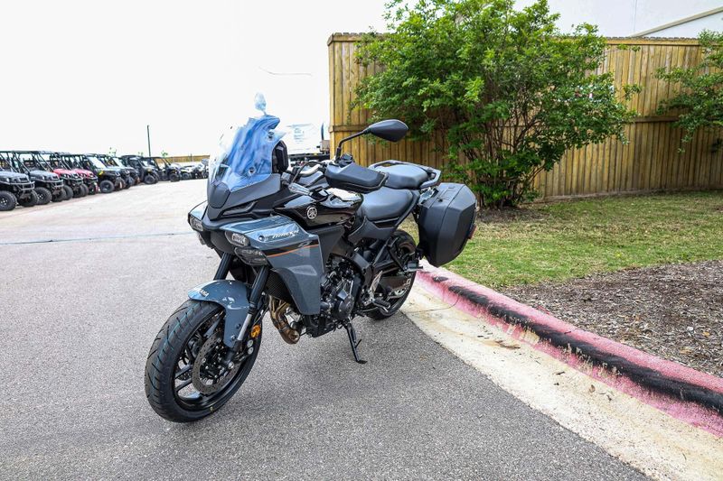 NEW 2025 YAMAHA TRACER 9 Image 10