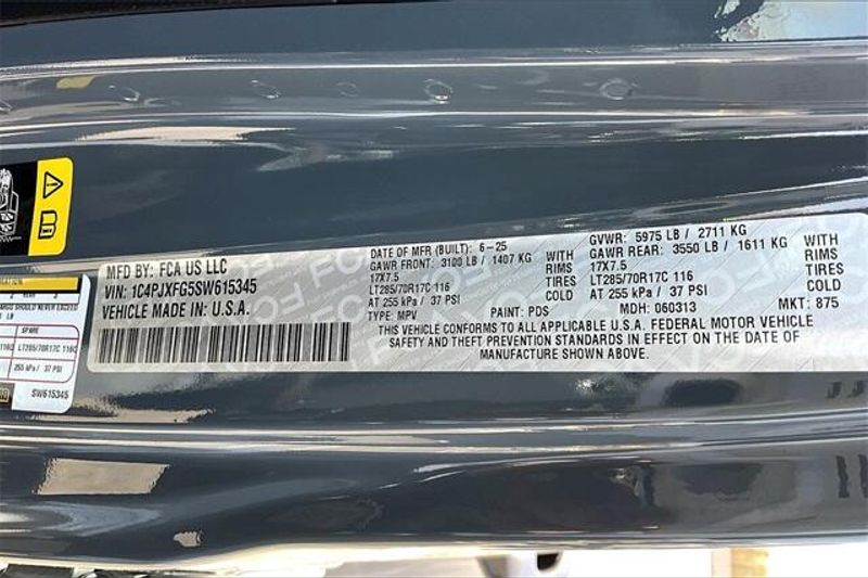 New 2025 Jeep Wrangler 4-door RubiconImage 15