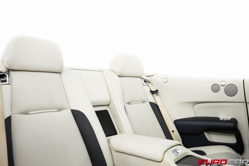Used 2019 Rolls-Royce Dawn *FACTORY TWO-TONE * IMMACULATE CONDITION*Image 35