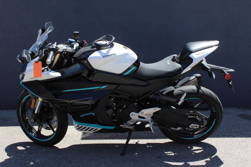 Used 2023 CFMOTO 450SS CF400-6US Image 3