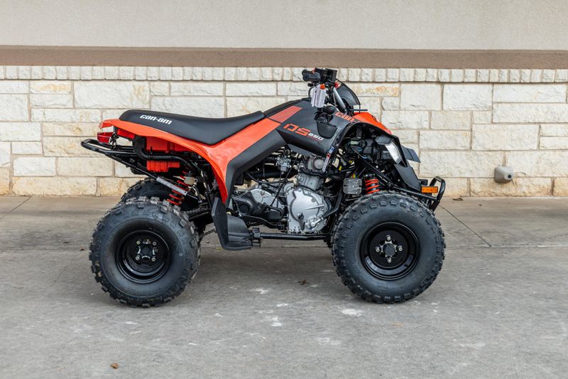 2025 Can-Am DS 250 BLACK AND CANAM RED Image 2