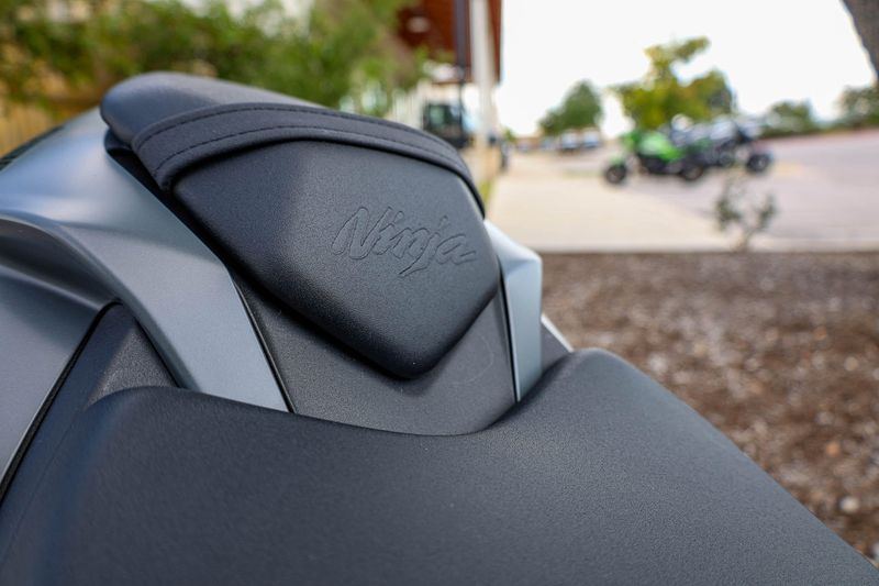 NEW 2026 KAWASAKI NINJA ZX6R ABS Image 32