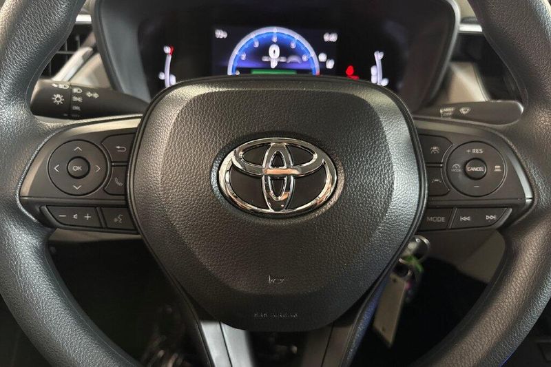 New 2026 Toyota Corolla Cross LImage 24