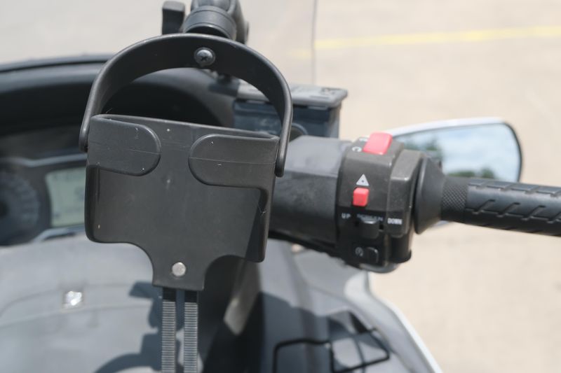 2018 Suzuki BURGMAN 650 ABS WHITE Image 15