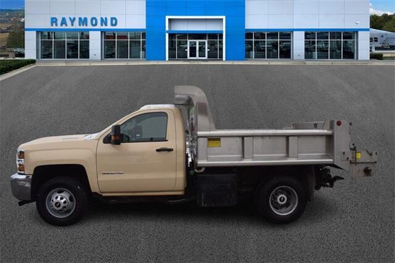 2017 Chevrolet Silverado 3500HD Work TruckImage 6