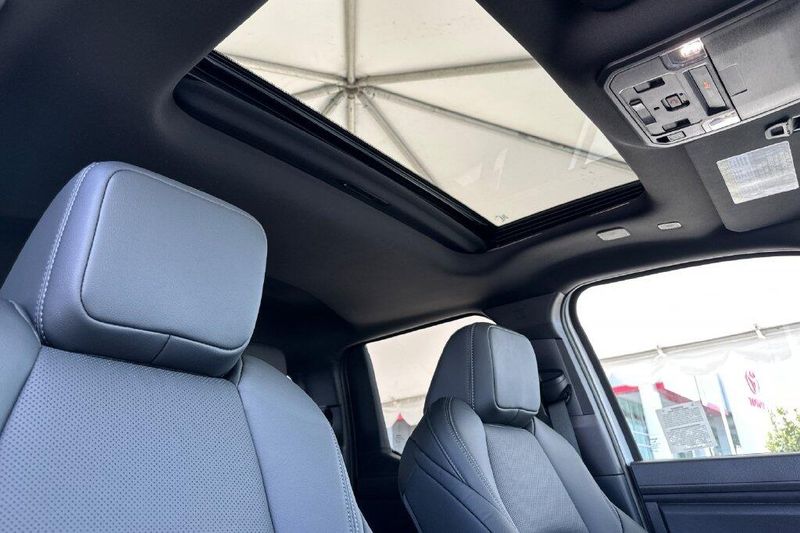 New 2026 Toyota Tacoma TRD SportImage 16