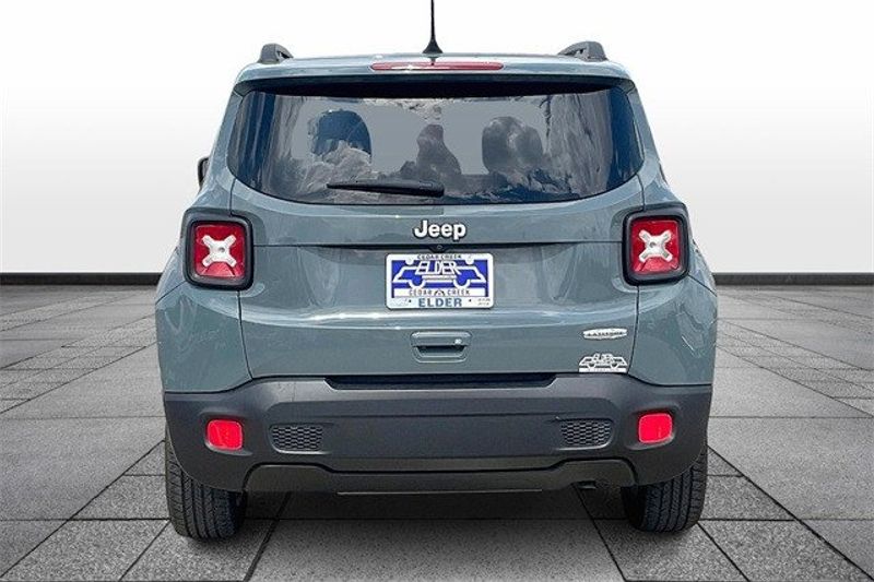 2018 Jeep Renegade LatitudeImage 4