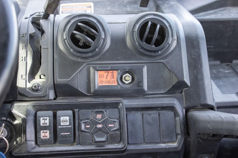 USED 2021 CAN-AM DEFENDER MAX LIMITED CAB HD10 Image 18