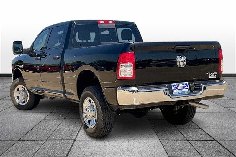 2024 RAM 2500 Tradesman Crew Cab 4x4 6