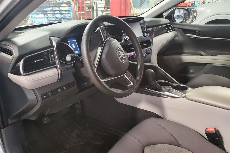 2024 Toyota Camry LE photo 7