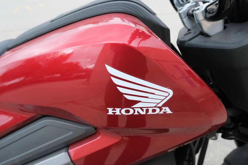 USED 2024 HONDA NAVI Image 12