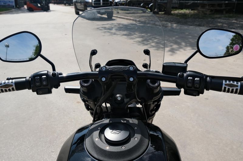 Used 2019 HARLEY FXDR 114 BLACK Image 16