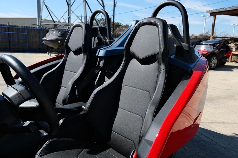 NEW 2025 POLARIS SLINGSHOT SLR AUTODRIVE  in a ROYAL RED exterior color. Family PowerSports (877) 886-1997 familypowersports.com 