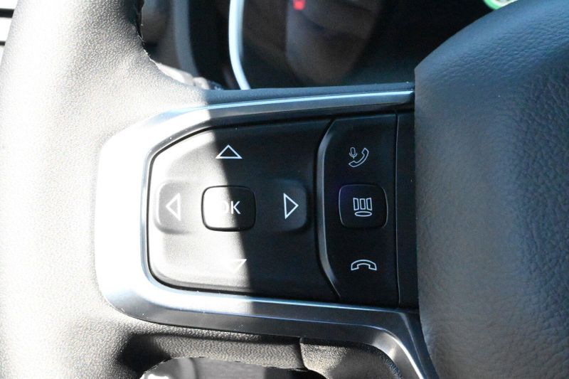 2025 RAM 2500 LaramieImage 20
