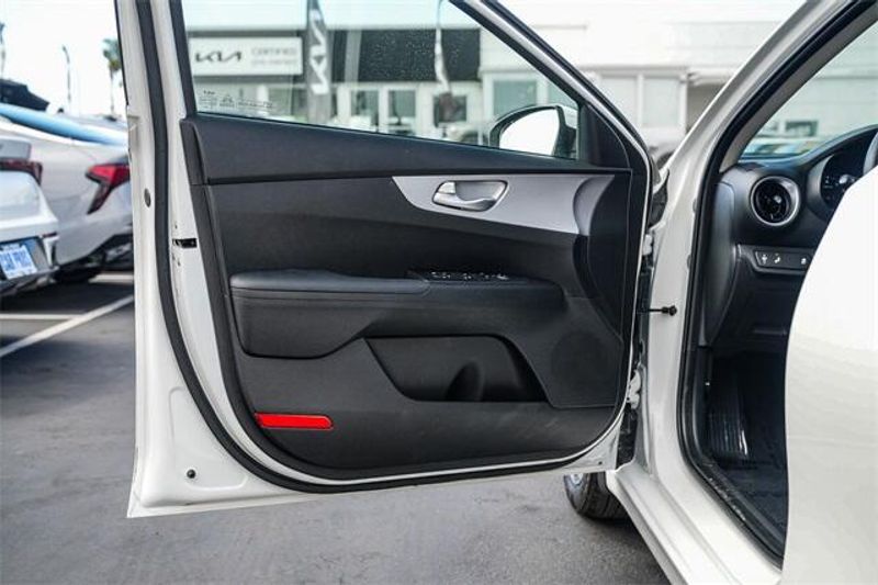 2023 Kia Forte LXSImage 21