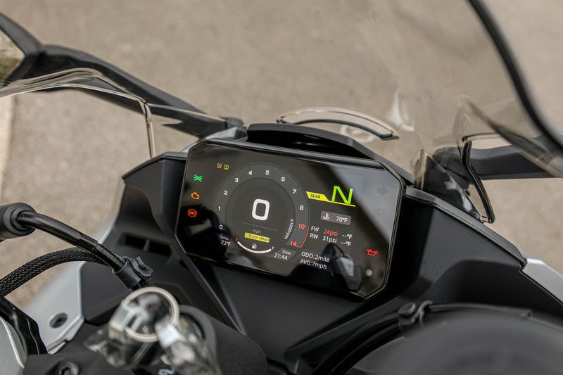 NEW 2026 CFMOTO 450SS Image 16