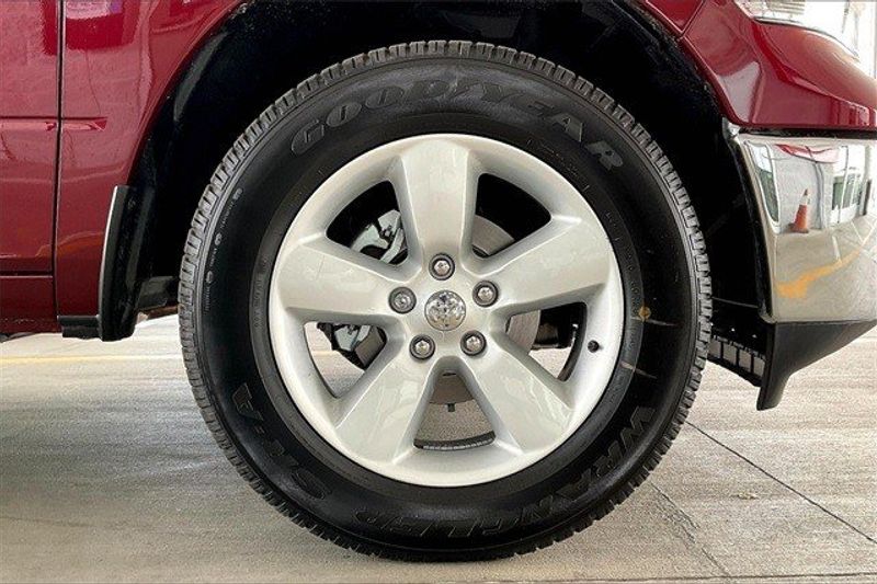 2023 RAM 1500 Classic Tradesman Crew Cab 4x4 5