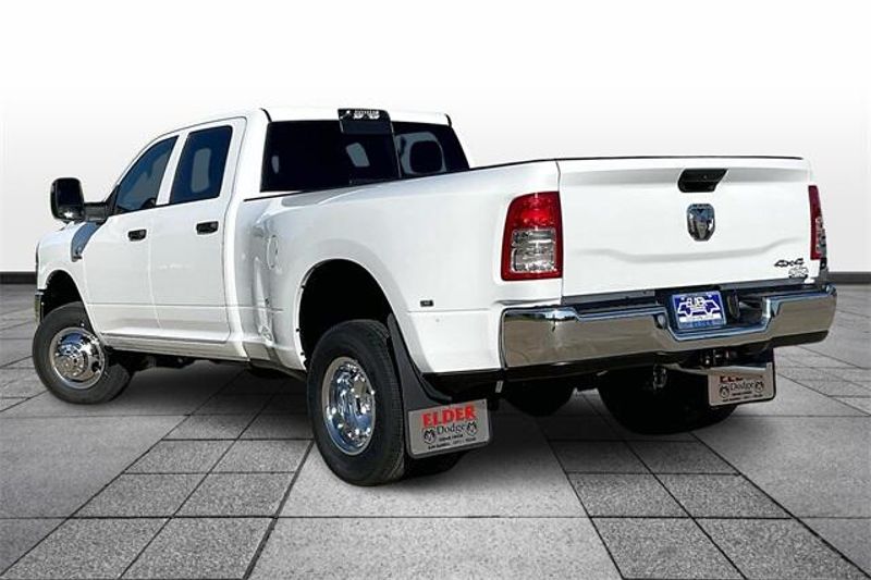 2024 RAM 3500 Tradesman Crew Cab 4x4 8