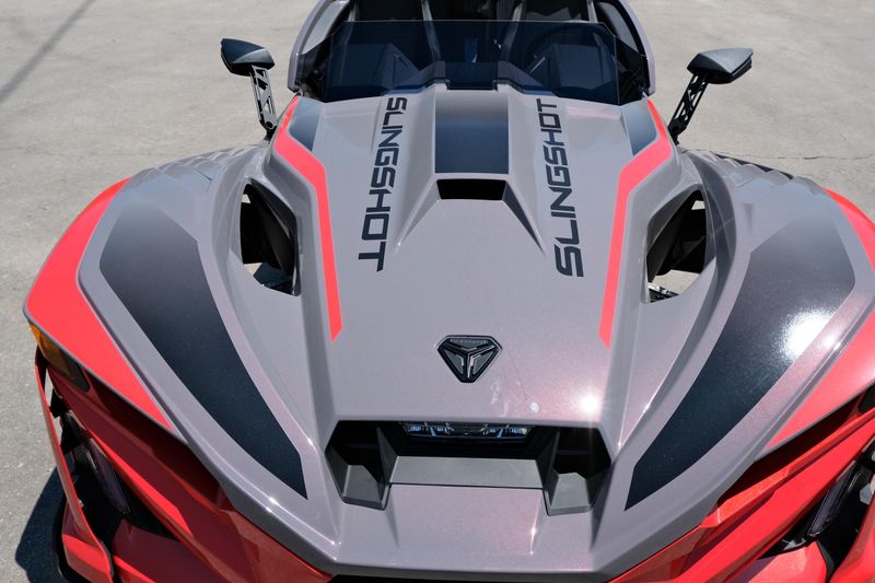 NEW 2026 POLARIS SLINGSHOT R AUTODRIVE Image 8