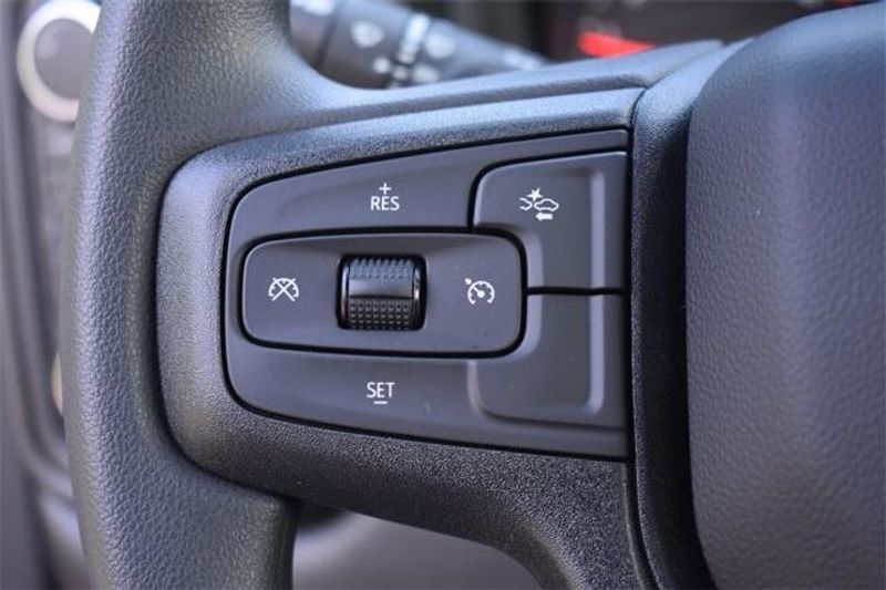 New 2025 Chevrolet Silverado 1500 CustomImage 27