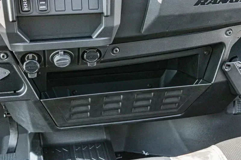 NEW 2026 POLARIS RANGER CREW XP 1000 PREMIUM Image 15