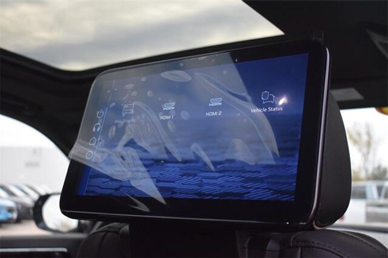 New 2026 Chevrolet Tahoe PremierImage 17