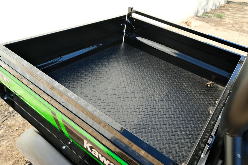 NEW 2026 KAWASAKI MULE SX 4X4 XC LE Image 17