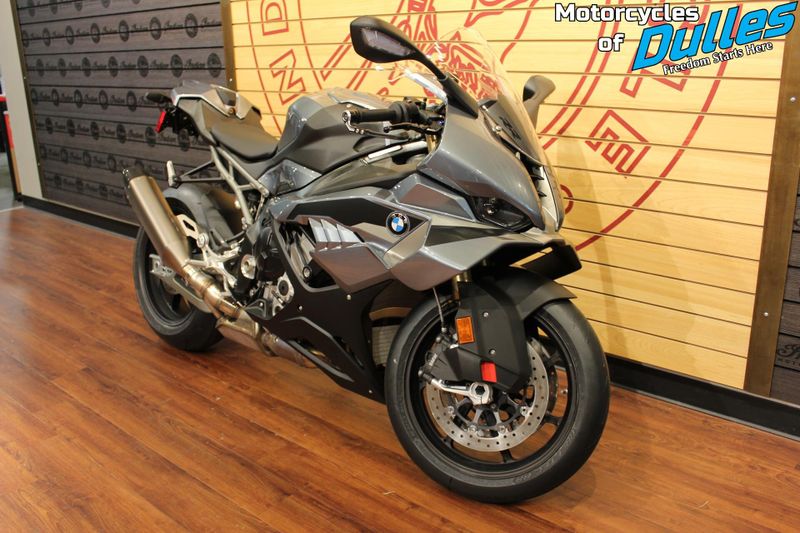 New 2025 BMW S 1000 RR Image 2