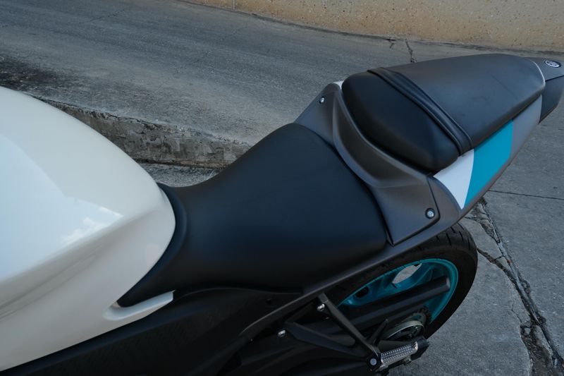 USED 2024 YAMAHA YZFR3 ABS Image 18