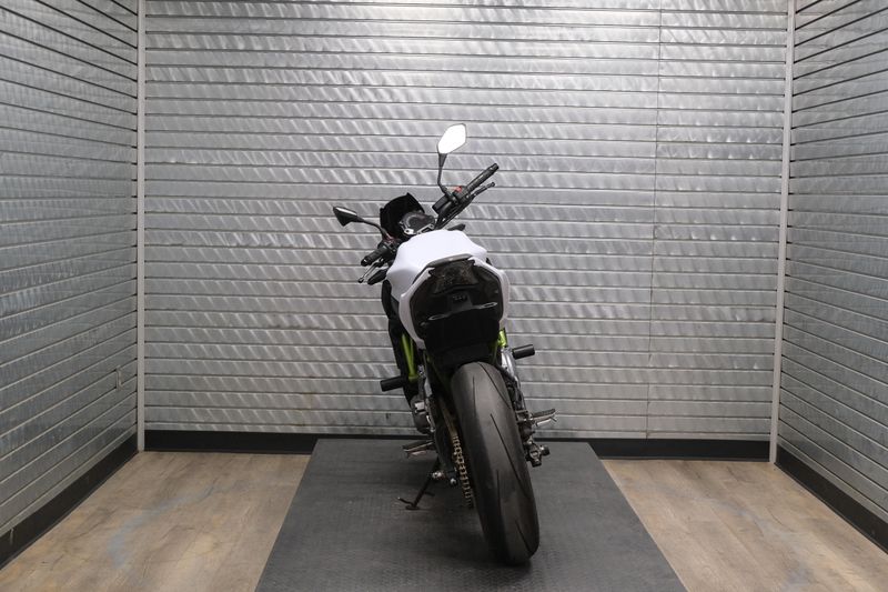 USED 2017 KAWASAKI Z650 ABS Image 3