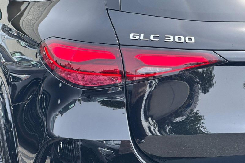 New 2026 Mercedes-Benz GLC-Class GLCGLC 300Image 7