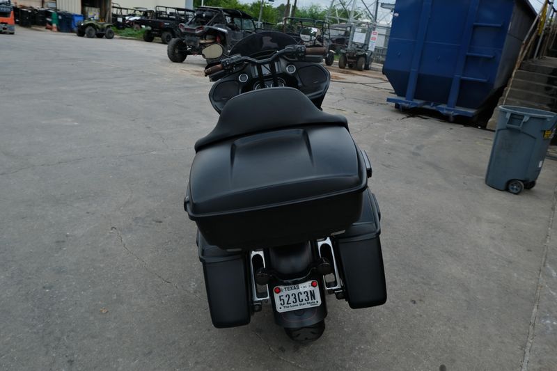 USED 2015 HARLEY ROAD GLIDE SPECIAL BLACK Image 4