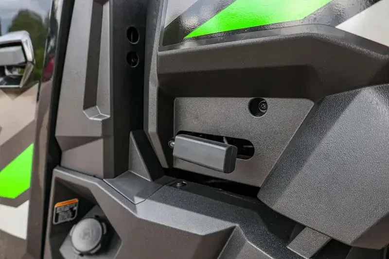 NEW 2025 KAWASAKI RIDGE XR DELUXE HVAC Image 7