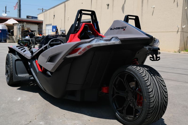 NEW 2026 POLARIS SLINGSHOT R AUTODRIVE Image 6