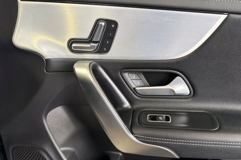 Used 2025 Mercedes-Benz CLA 250Image 17