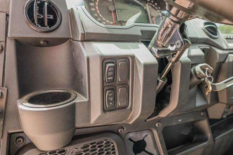 USED 2025 POLARIS RANGER CREW XP 1000 NORTHSTAR TEXAS EDITION Image 26