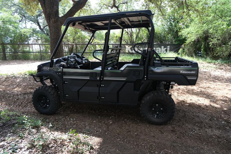 2024 Kawasaki MULE PROFXT 1000 LE METALLIC ONYX BLACKImage 6