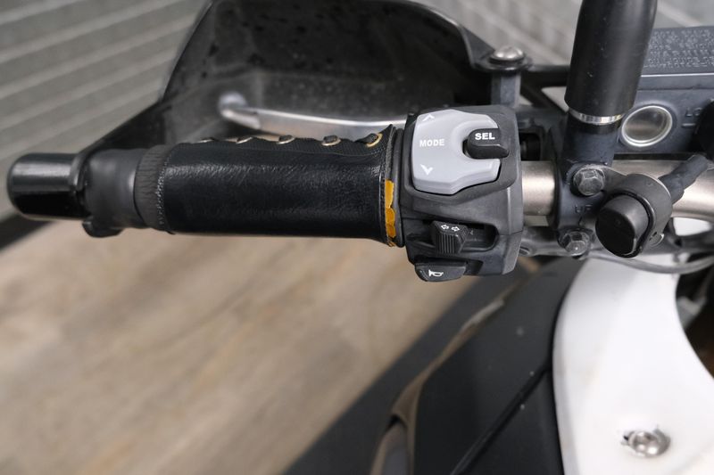 USED 2016 SUZUKI VSTROM 1000 ABS ADVENTURE Image 17