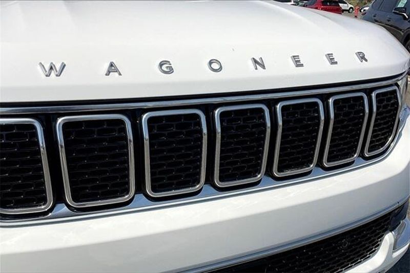 2023 Jeep Wagoneer Series IIIImage 30